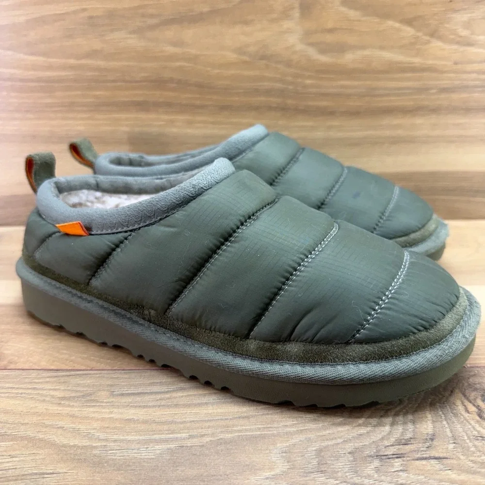 UGG Tasman Quilted Nylon Puffer Slippers Youth Size 6 Big Kids Boys Green